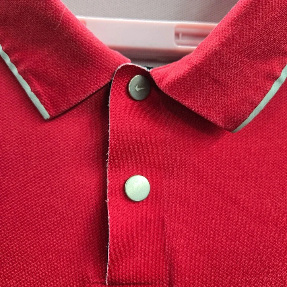 Nike Tiger Woods Men Polo M Red‎ Golf Collection Short Sleeve Polyester Y2K